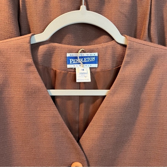 Women’s vintage Pendleton brown suit set blazer and skirt size 14 - Picture 2 of 9
